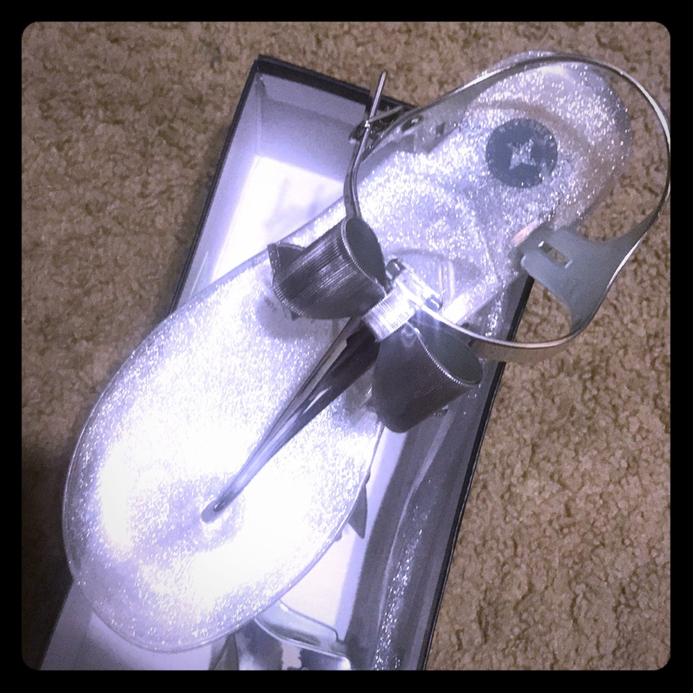 Silver Bow Thong Sandal
